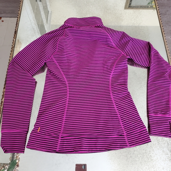 Long sleeve top - Picture 2 of 2